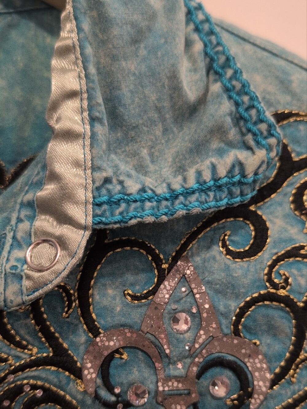 Roar Teal Washed Denim Embroidered Shirt Jacket - Picture 10 of 13